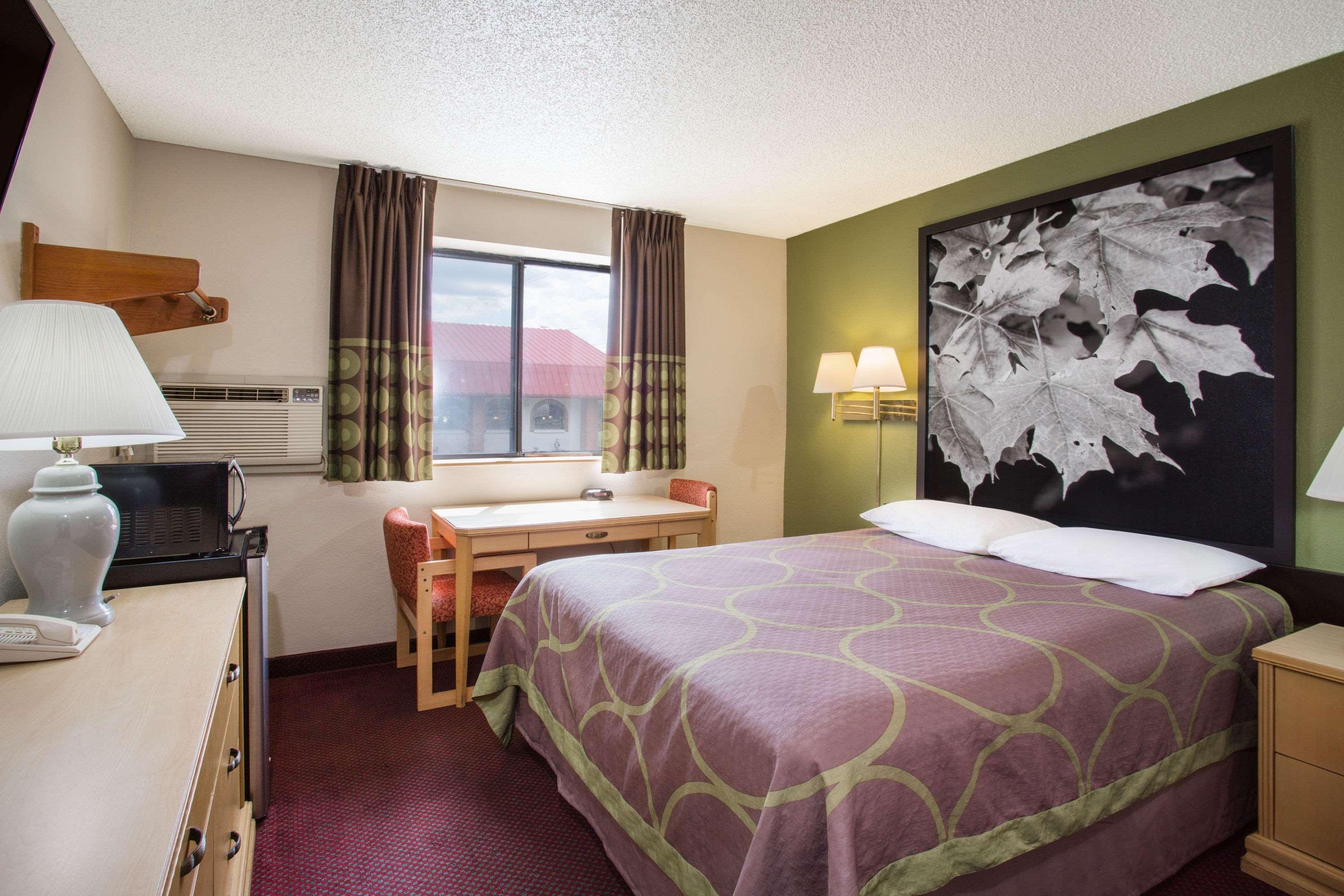 Super 8 By Wyndham Salem Va Μοτέλ Εξωτερικό φωτογραφία